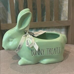 Rae Dunn Easter Bunny planter